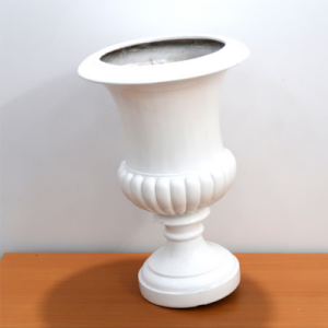 Cup-shaped composite pot with rim mouth